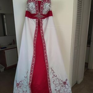 David's Bridal Wedding Dress